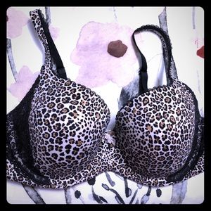 Victoria’s Secret bra 38 D (used)